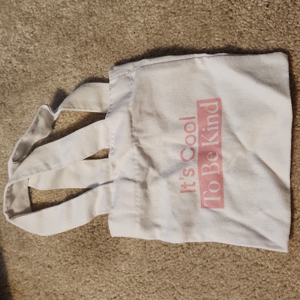 Kind Tote Bag
